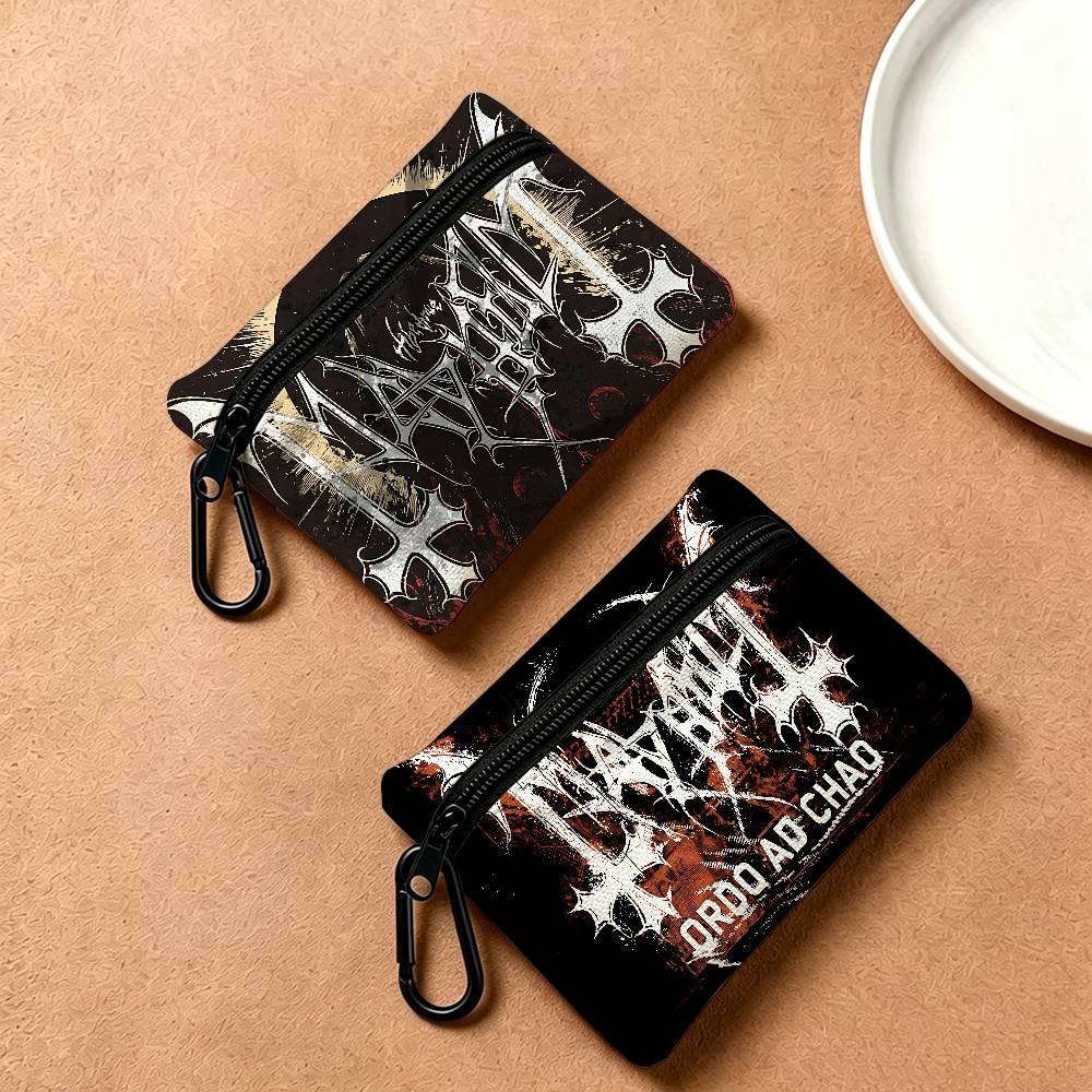 Mini torba na monety z tkaniny – Crossfit Mayhem recenzja i cena